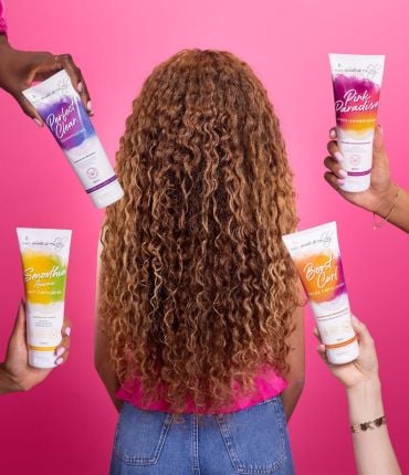 Routine cheveux frisés