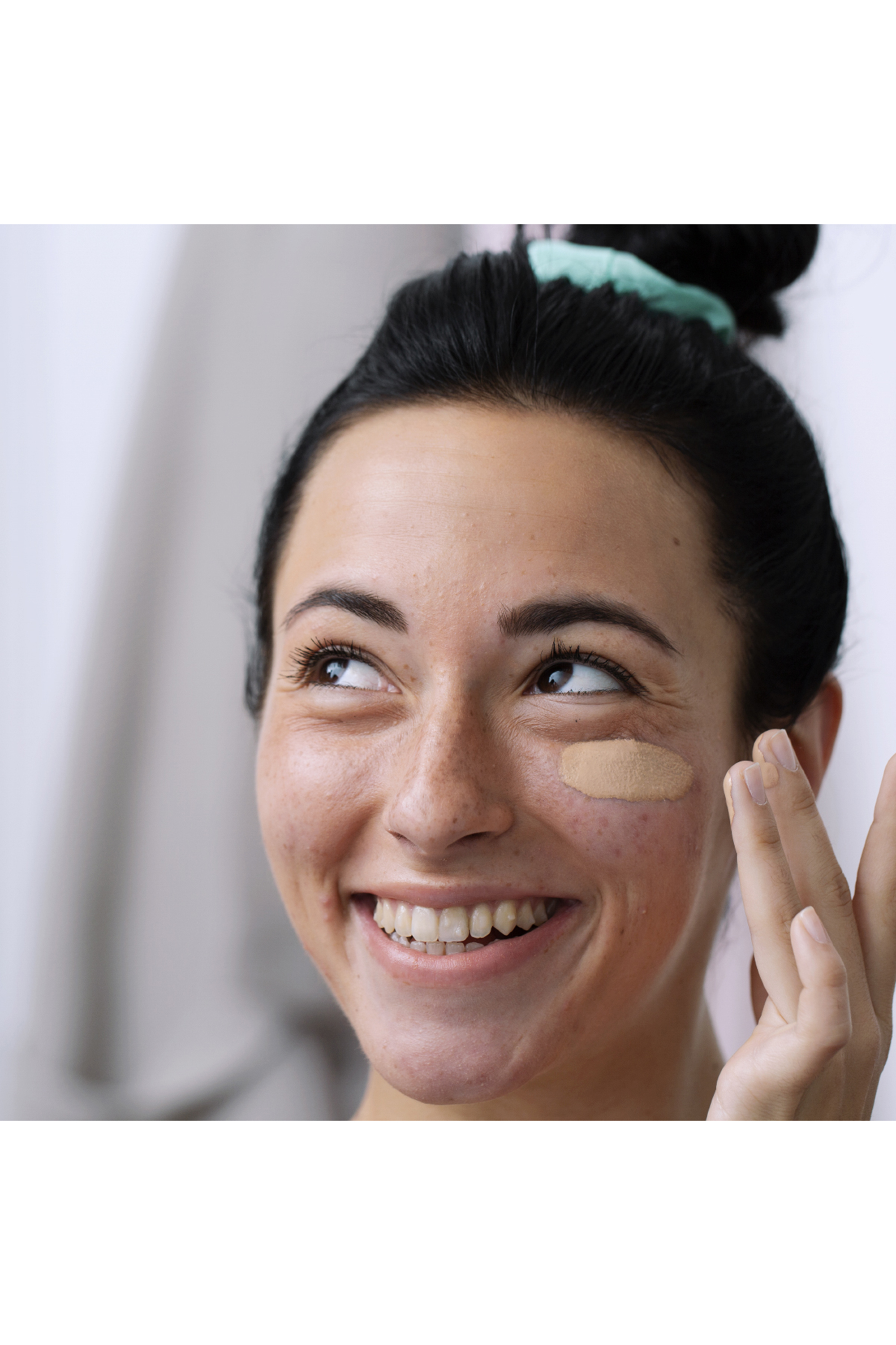 Soin teinté intensif unifiant boutons, points noirs, anti-marques Sebiaclear