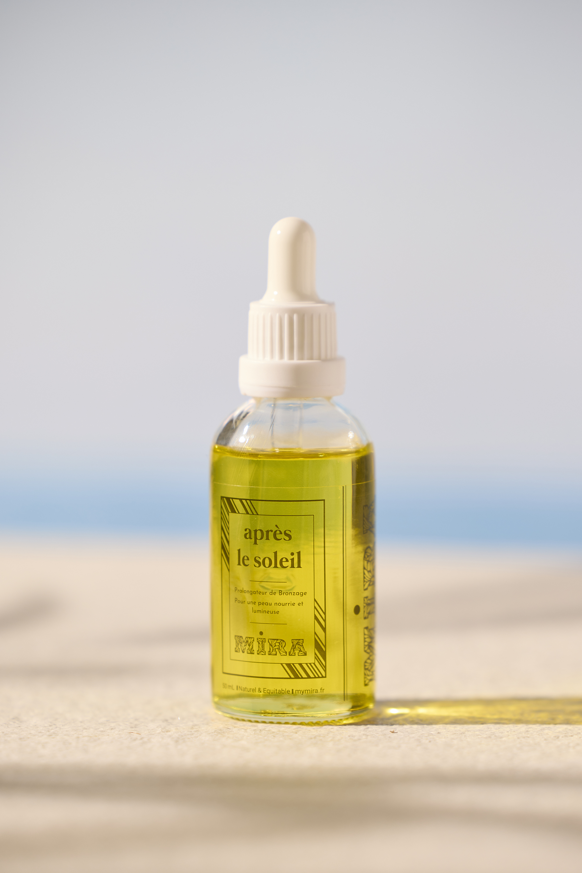 L’huile après-soleil prolongatrice de bronzage